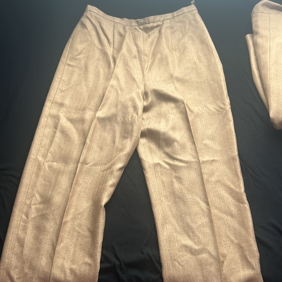 Carlisle luxury golden suit set, size 10. super cute and no stains or tears. - Picture 4 of 5